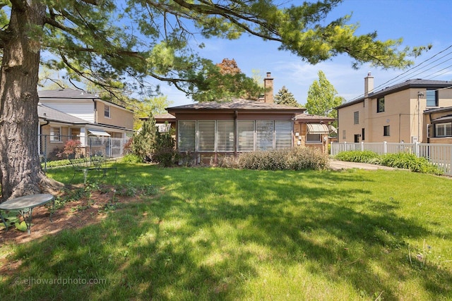 5049 Birchwood Ave, Skokie, IL 60077 - view of yard