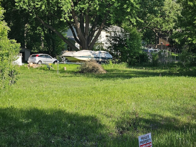 615 W Eastern Ave, Mchenry, IL 60051