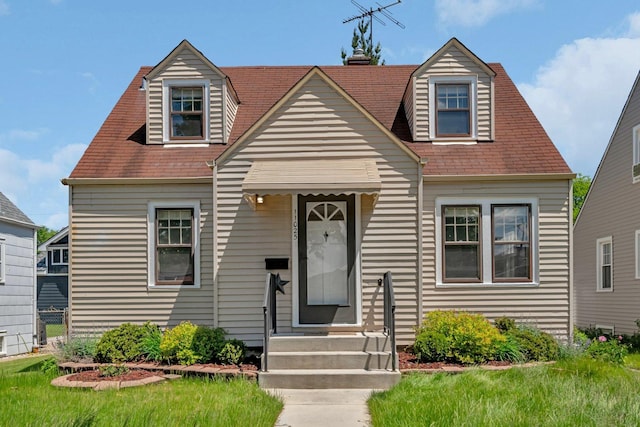 11025 S Millard Ave, Chicago, IL 60655 - cape cod house featuring roof with shingles