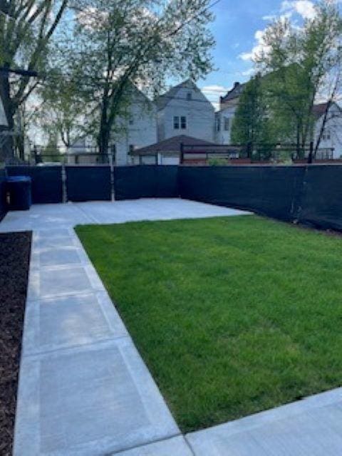 view of yard with a patio area