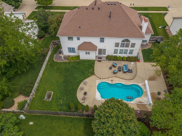6 Conway Cir, Bloomington, IL 61704 - view of subject property with a pool