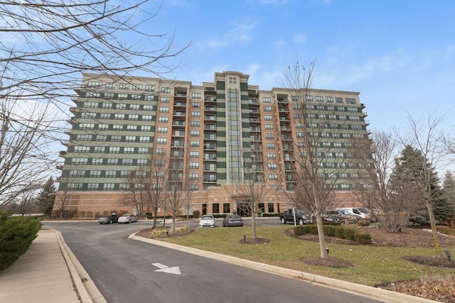6420 Double Eagle Dr Unit 512, Woodridge, IL 60517 - view of apartment building / complex