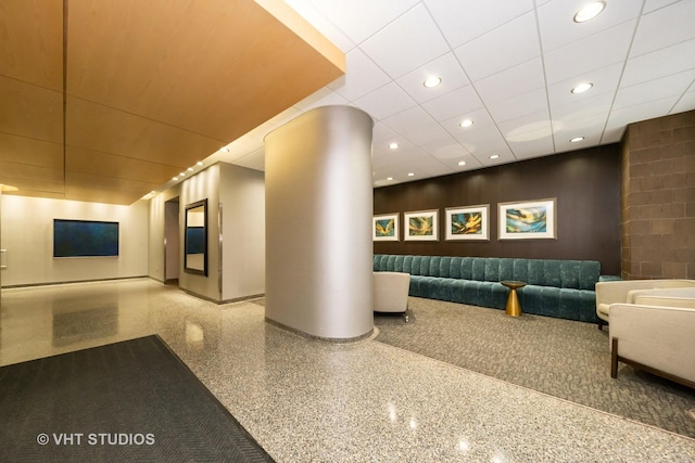 405 N Wabash Ave Unit 807, Chicago, IL 60611 - lobby featuring recessed lighting and a drop ceiling
