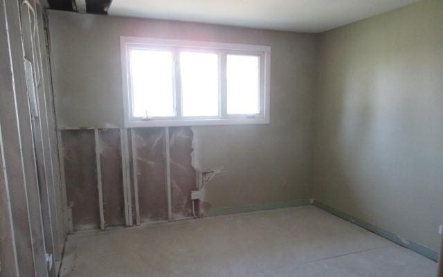 view of unfurnished room