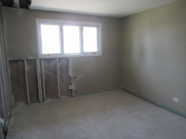 10429 Austin Ave Unit A, Oak Lawn, IL 60453 - view of empty room