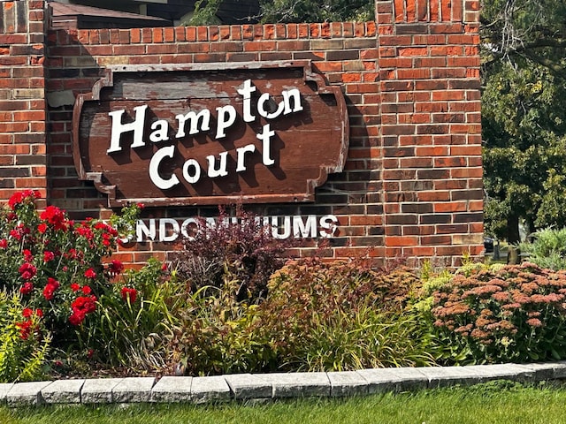 17963 Huntleigh Ct Unit 203, Country Club Hills, IL 60478 - view of community sign