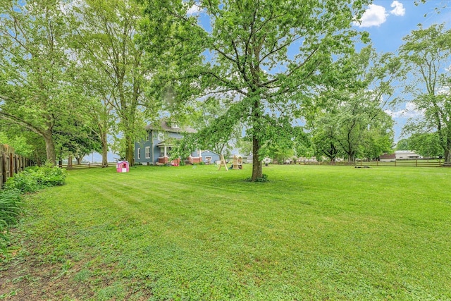 512 S Scarborough St, Sidney, IL 61877 - view of yard