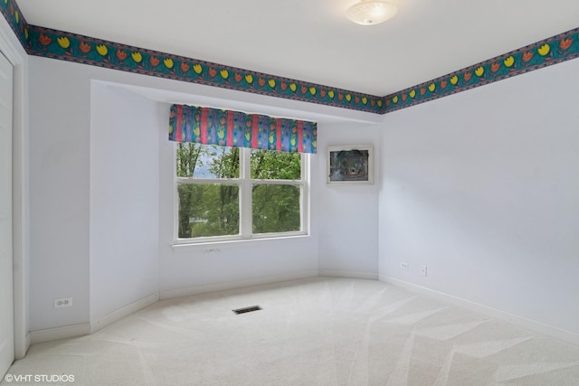 1048 N Palos Ave, Palatine, IL 60067 - carpeted empty room featuring baseboards