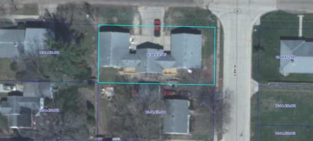 801 Adams St, Oregon, IL 61061 - aerial map of property and surrounding area with property parcel outlined