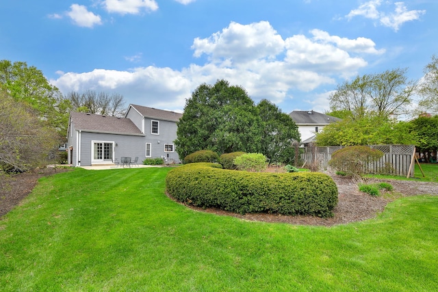 624 Joshua Ct, Naperville, IL 60540 - view of yard featuring a patio