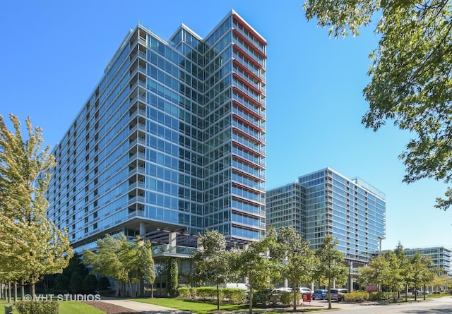 9655 Woods Dr Unit 402, Skokie, IL 60077 - view of building exterior
