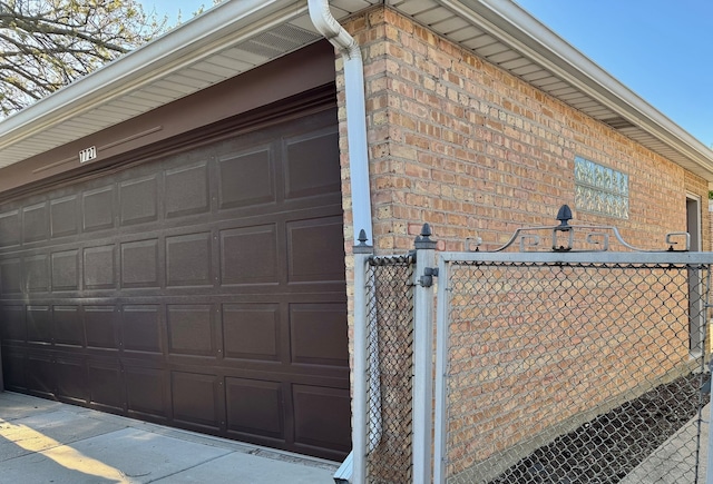 7727 W Palatine Ave, Chicago, IL 60631 - garage with fence
