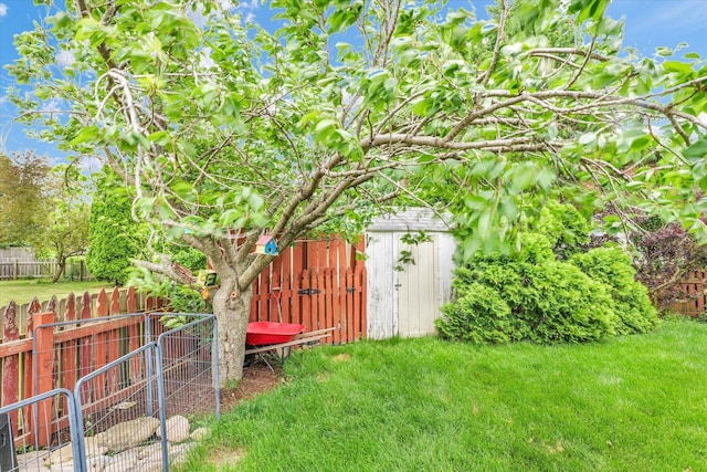 3408 Mill Creek Ct, Champaign, IL 61822 - view of yard