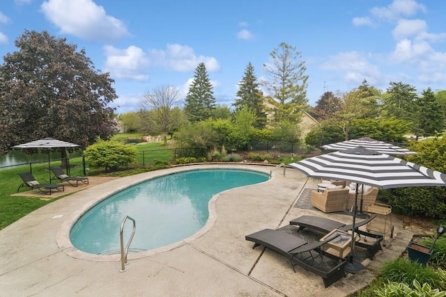 22902 W Lochanora Dr, Hawthorn Woods, IL 60047 - view of pool featuring a patio area and view of wooded area