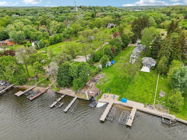 28876 W Pioneer Grove Rd, Cary, IL 60013