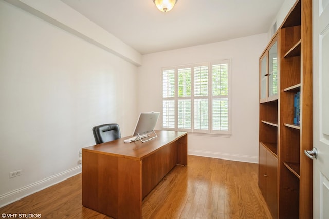 2700 Summit Dr Unit 307, Glenview, IL 60025 - home office with light wood-type flooring and baseboards
