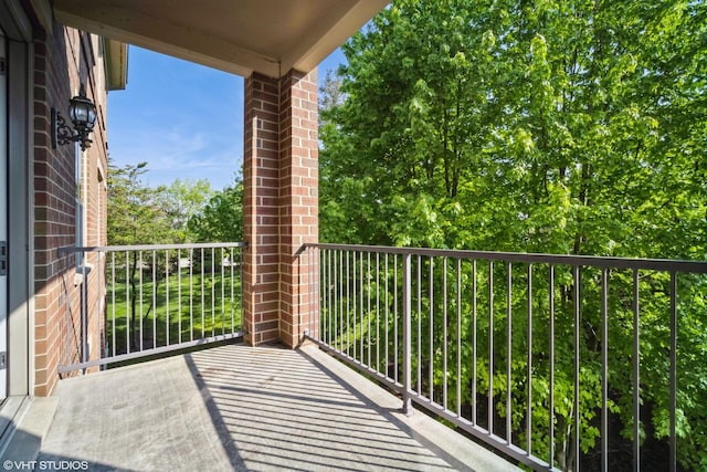 2700 Summit Dr Unit 307, Glenview, IL 60025 - view of balcony