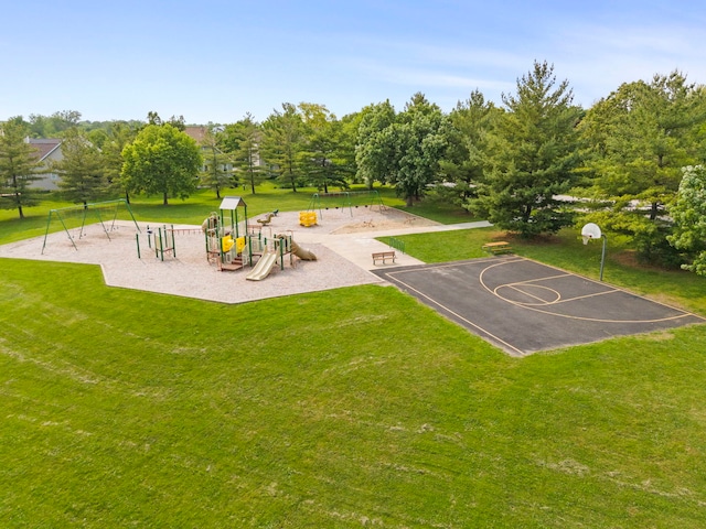 1876 Ione Ln, Aurora, IL 60503 - view of basketball court with a lawn and community basketball court