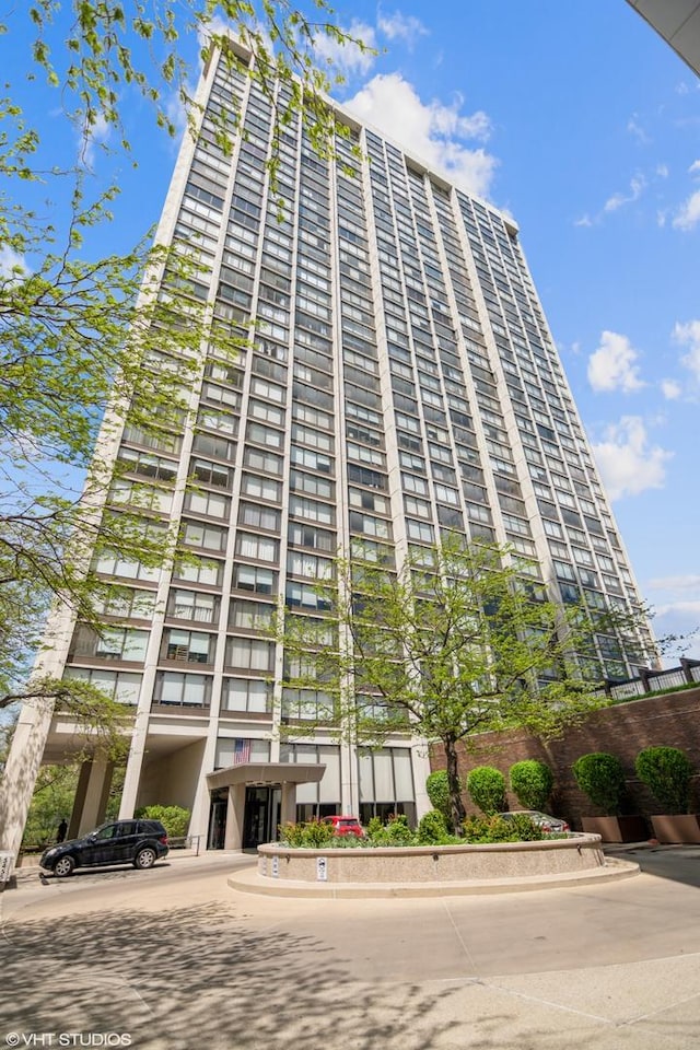 5455 N Sheridan Rd Unit 901, Chicago, IL 60640 - view of apartment building / complex