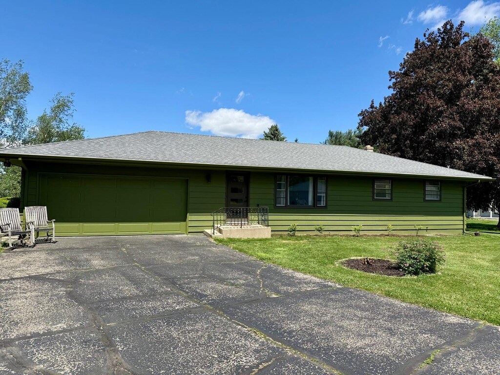 270 W Margaret Fuller Rd, Oregon, IL 61061 - photo 1