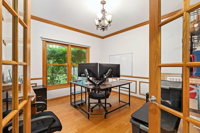 1284 N Jack Pine Ct, Palatine, IL 60067 - office space with crown molding, a chandelier, wood finished floors, and baseboards