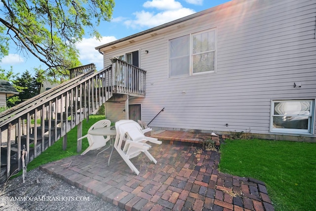 2N562 Atlantic Dr, West Chicago, IL 60185 - view of patio with stairs