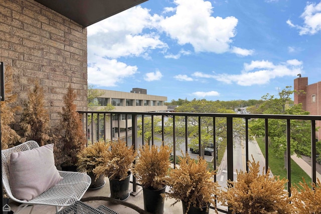 724 12th St Unit 303, Wilmette, IL 60091 - view of balcony