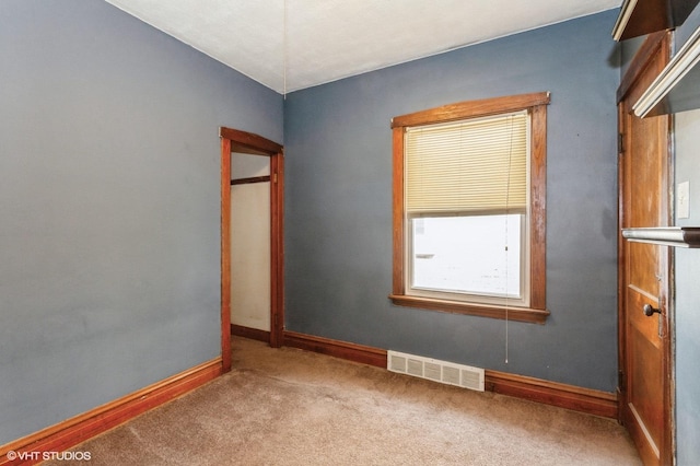5000 N Kenneth Ave, Chicago, IL 60630 - carpeted spare room with baseboards