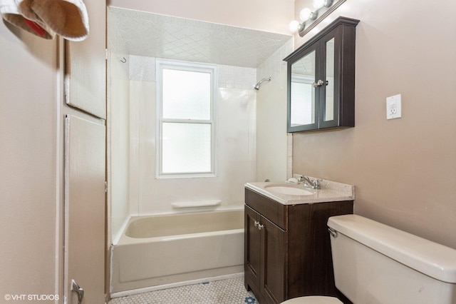 5000 N Kenneth Ave, Chicago, IL 60630 - bathroom with toilet, bathtub / shower combination, and vanity