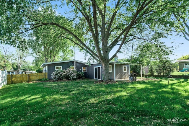 304 John St, North Aurora, IL 60542 - view of yard