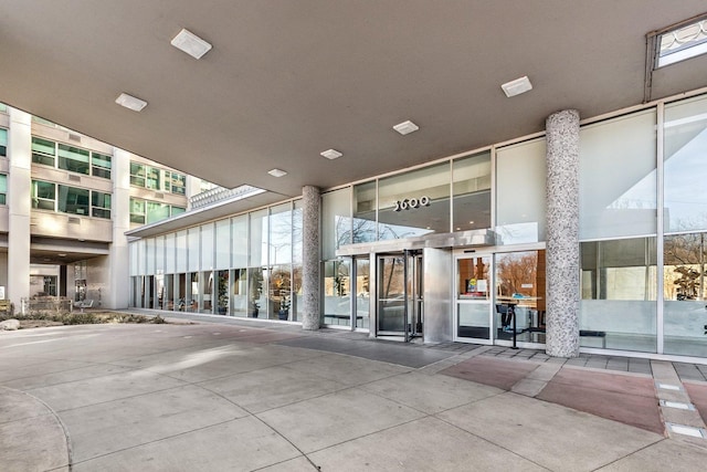 3600 N Lake Shore Dr Unit 517, Chicago, IL 60613 - view of doorway to property