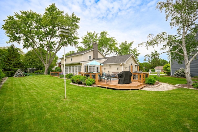 25W651 Towpath Ct, Wheaton, IL 60189 - back of house featuring a deck and a yard