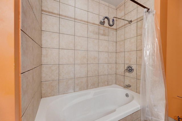 full bath with shower / bath combo