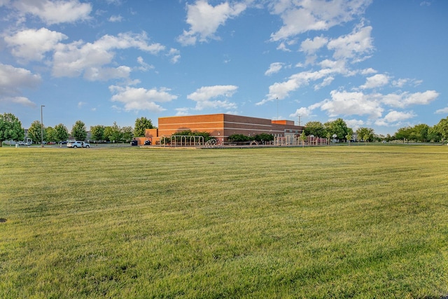 1966 Waverly Way, Montgomery, IL 60538 - view of grassy yard