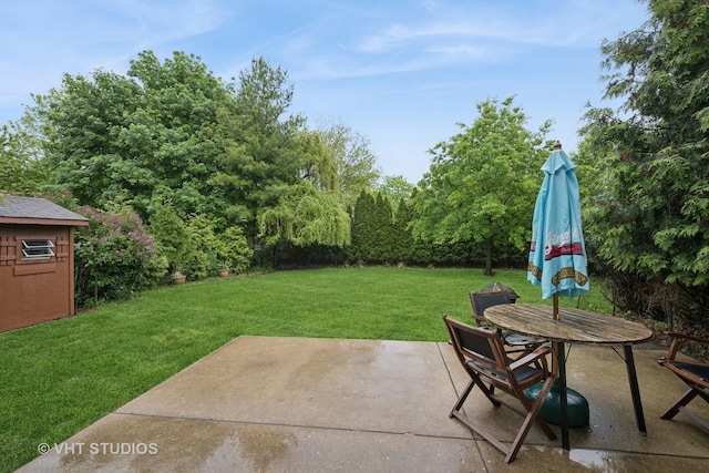 1825 W Spring Ridge Dr, Arlington Heights, IL 60004 - laundry room with separate washer and dryer, cabinet space, baseboards, and light tile patterned floors