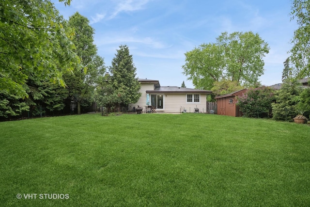 1825 W Spring Ridge Dr, Arlington Heights, IL 60004 - view of patio featuring outdoor dining space