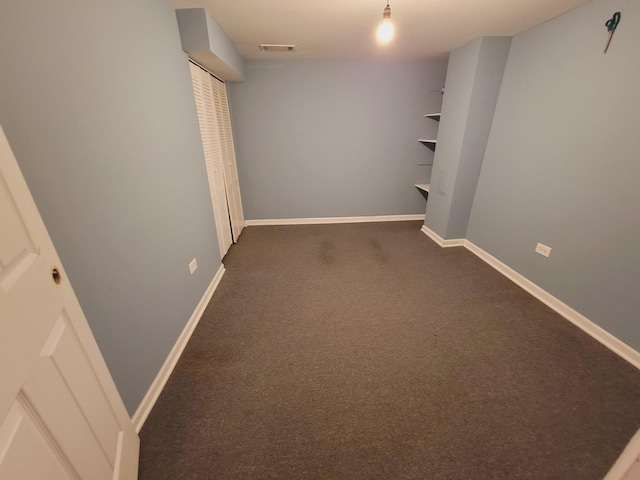 511 N Berwick Blvd, Waukegan, IL 60085 - unfurnished bedroom with carpet floors and baseboards