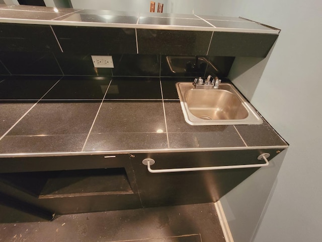 511 N Berwick Blvd, Waukegan, IL 60085 - kitchen view of a sink