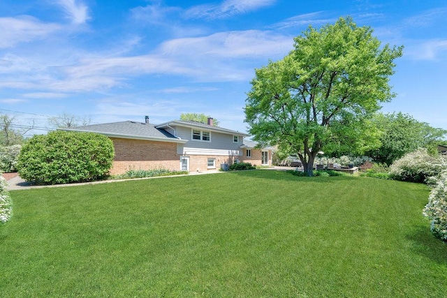 view of grassy yard