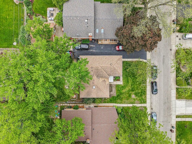 9017 Pottawattami Dr, Skokie, IL 60076 - aerial view of property and surrounding area