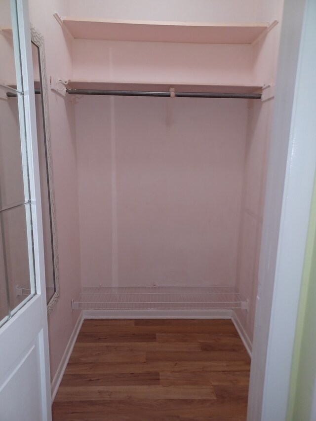 70 Old Oak Dr Unit 226, Buffalo Grove, IL 60089 - view of closet