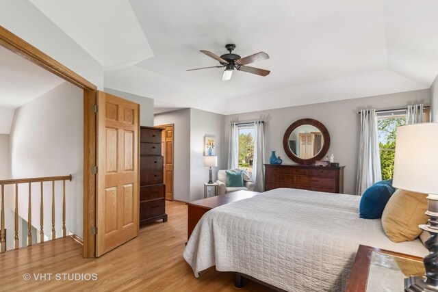 551 Salceda Ln, Mundelein, IL 60060 - bedroom with light wood-style floors and ceiling fan