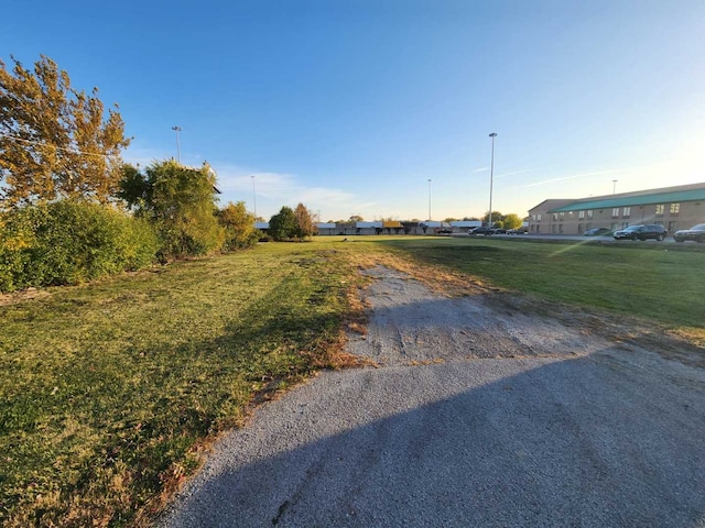 2155 Bernice Rd, Lansing, IL 60438
