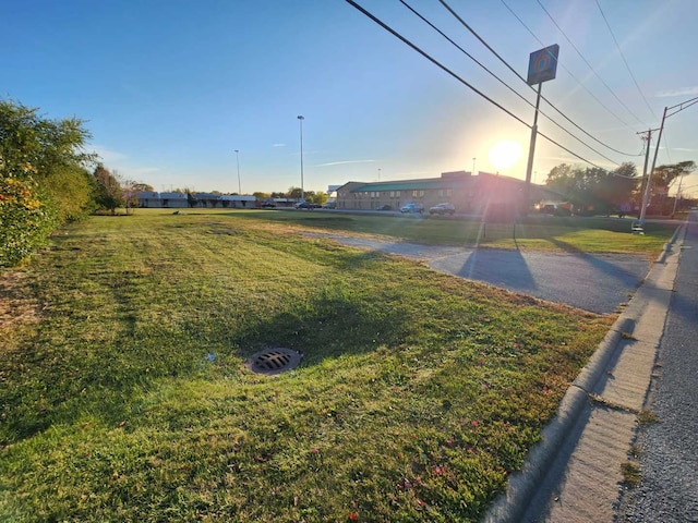2155 Bernice Rd, Lansing, IL 60438