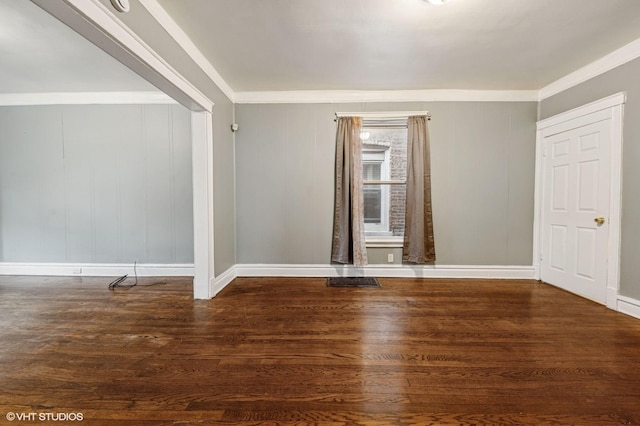 6945 S Eberhart Ave, Chicago, IL 60637 - unfurnished room featuring wood finished floors, ornamental molding, and baseboards