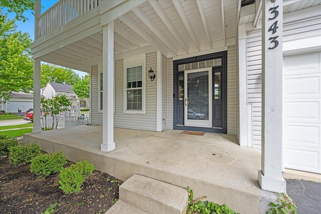 343 Diane Ct, Geneva, IL 60134 - entrance to property featuring a porch