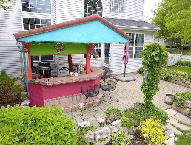 343 Diane Ct, Geneva, IL 60134 - view of patio / terrace with grilling area