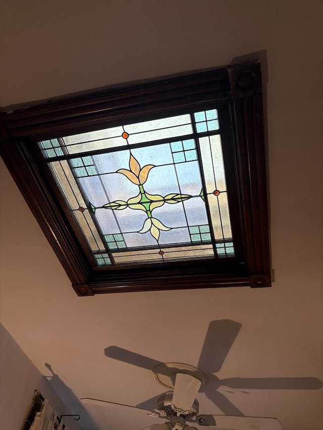 3230 W Fulton Blvd, Chicago, IL 60624 - detailed view of ceiling fan