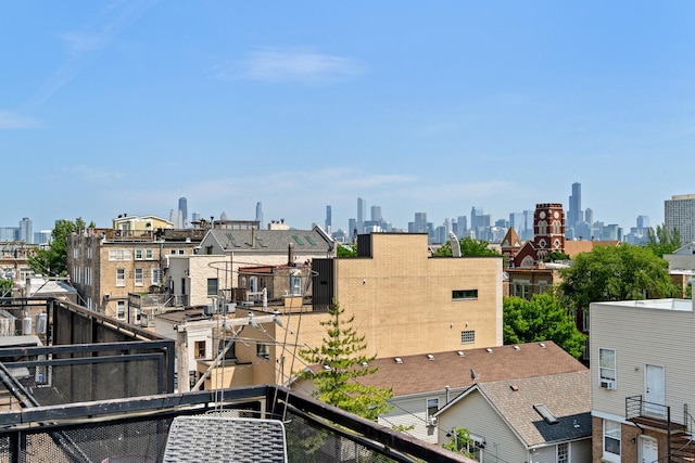 1725 W N Ave Unit 404, Chicago, IL 60622 - skyline view