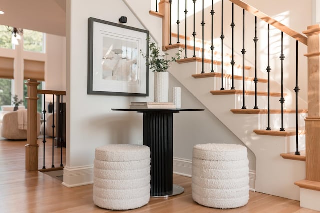 1410 W Newcastle Ct, Inverness, IL 60010 - stairs featuring wood finished floors and baseboards